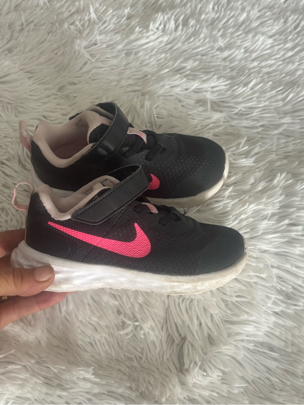 Nike Kids Black Sneakers with Bright Pink Swoosh